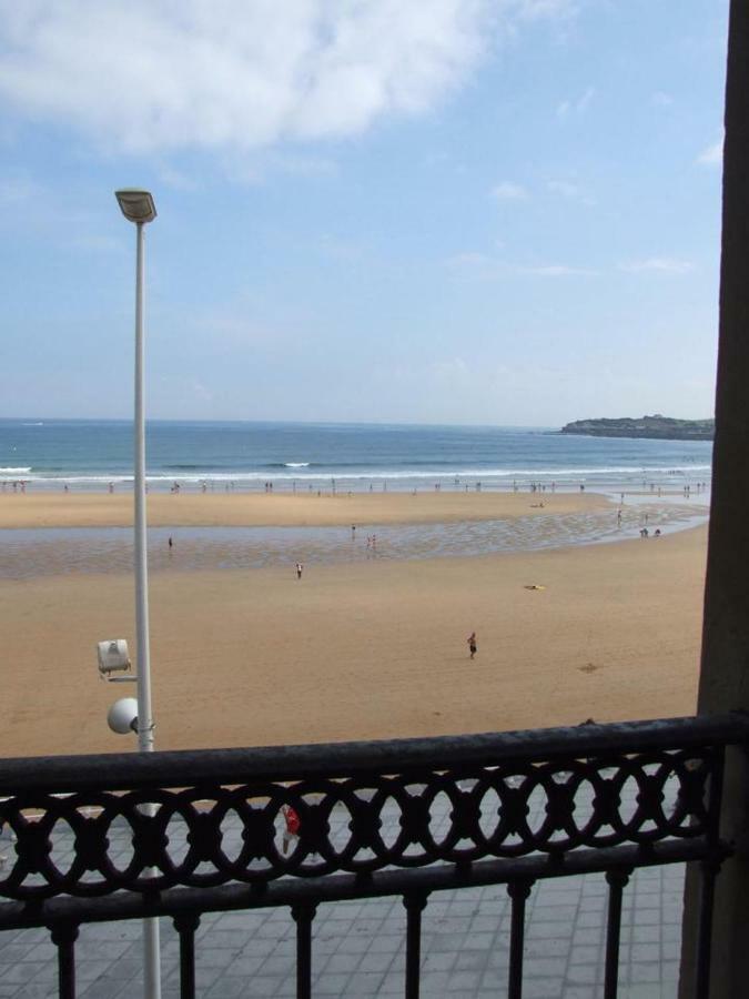 Willa Vivienda En Gijon Frente Al Mar Zewnętrze zdjęcie